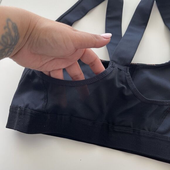 Ivy Park Sports Bra Small Black Fishnet-Style Logo Active Low Impact Racerback - Picture 5 of 8